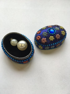 P9B - Box containing 3 Pearls - Used with the Great Pearl